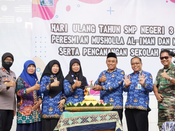 HARI ULANG TAHUN SMP NEGERI 3 PAKEM KE-44  PERESMIAN MUSHOLA AL IMAN DAN MUSEUM BUDAYA